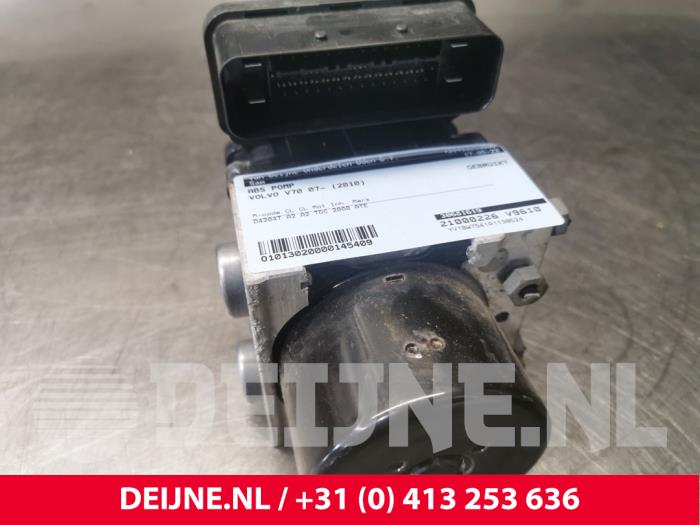 Volvo V70 ABS Pumpe O145409
