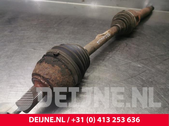 Volvo V70 Antriebswelle rechts vorne O145411