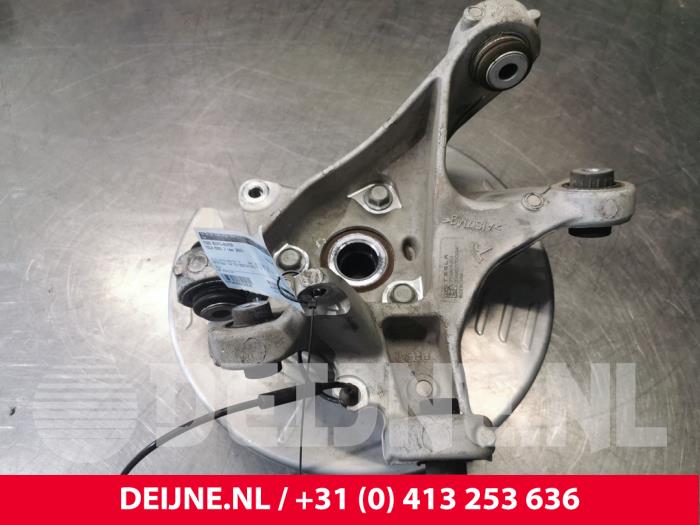 Tesla Model 3 Fusee rechts-achter O145545
