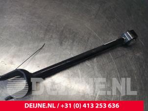 Tesla Model 3 Querlenker unten rechts hinten O145557 foto 2