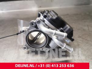 Volkswagen Caddy Drosselklappengehäuse O145736 foto 3