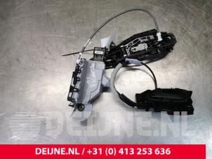 Toyota Pro-Ace Türschlossmechanik 2-türig links O145958 foto 3