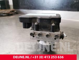 Toyota Pro-Ace ABS pump O146002 photo 2