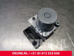 Toyota Pro-Ace ABS pump O146002 photo 3