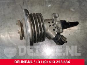 Opel Vivaro Adblue Injektor O146182 foto 2