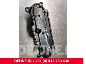 Ford Transit Connect Radio control panel O146231 photo 2