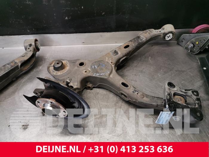 Toyota Pro-Ace Fusee rechts-achter O146261