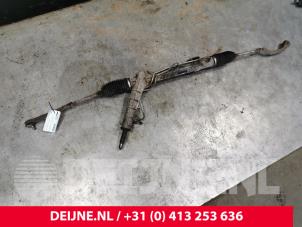 Opel Vivaro Power steering box O146273 photo 2