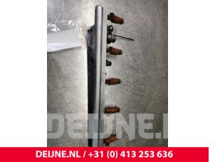 Volvo V70 Einspritzdüse (Einspritzer) O146329 foto 2