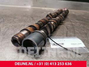 Volvo V70 Nockenwelle Set O146332 foto 2