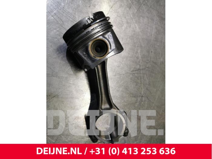 Audi A6 Kolben O146492