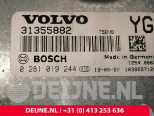 Volvo V60 Engine management computer O146629 photo 3