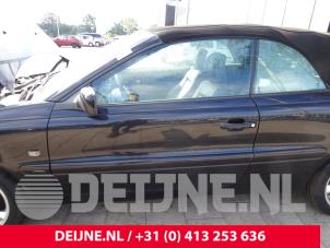 Volvo C70 Tür 2-türig links O146652 foto 2