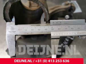 Volvo V60 Achsschenkel links vorne O146745 foto 2