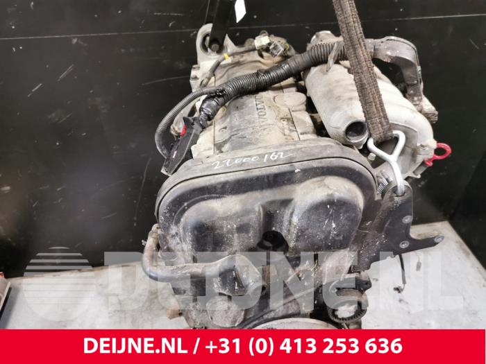 Motor van een Volvo S80 (TR/TS) 2.9 SE 24V 2004