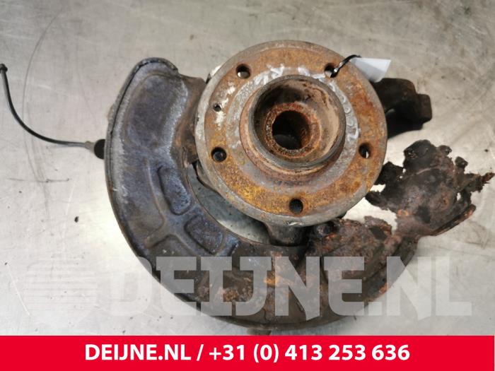 Volvo C70 Achsschenkel rechts vorne O146837