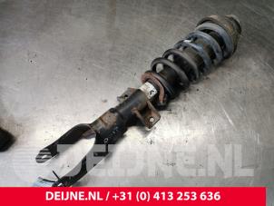 Volkswagen Amarok Stoßdämpferstrebe rechts vorne O146994 foto 3
