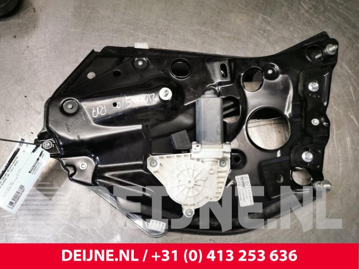 Mercedes E-Klasse Ruitmechaniek 2Deurs rechts-achter O147007