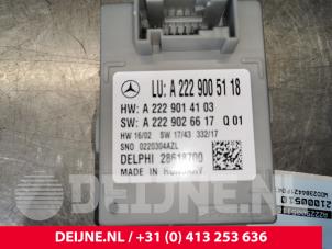 Mercedes E-Klasse Computer lighting module O147045 photo 3