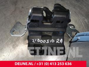 Mercedes E-Klasse Rear seat lock O147049 photo 2