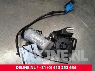 Mercedes E-Klasse Gurtsrammer links O147053 foto 3