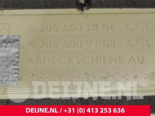 Mercedes E-Klasse Instapverlichting O147148 foto 3