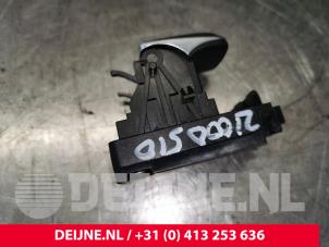 Mercedes E-Klasse Handrem schakelaar O147158 foto 3