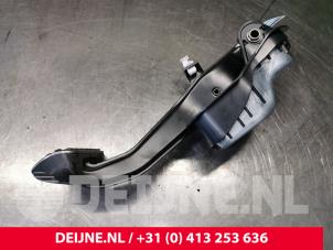 Mercedes E-Klasse Rempedaal O147171 foto 3
