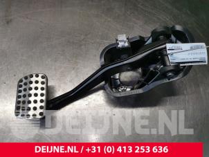 Mercedes E-Klasse Rempedaal O147171 foto 2
