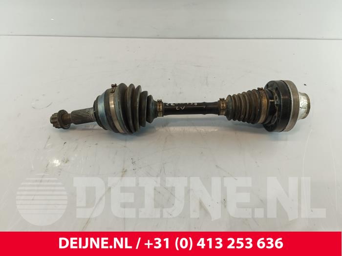 Porsche Cayenne Aandrijfas links-voor O147268