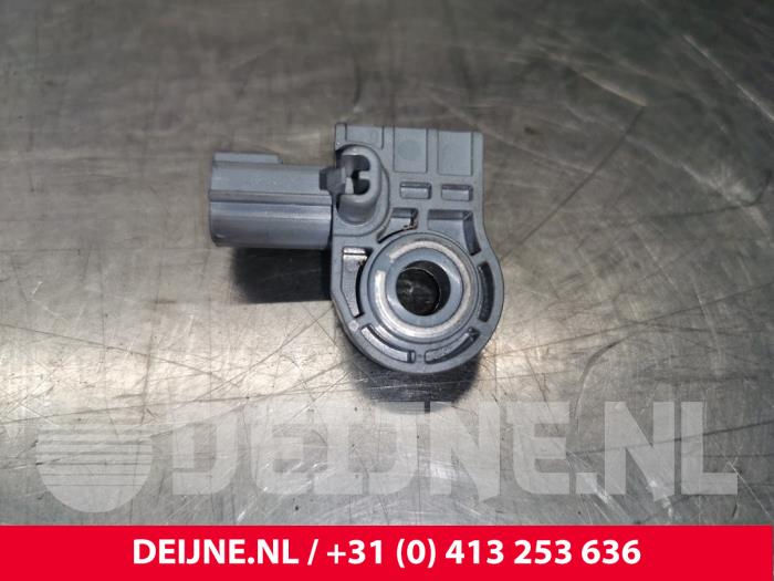 Volvo V40 Airbag-Sensor O147289