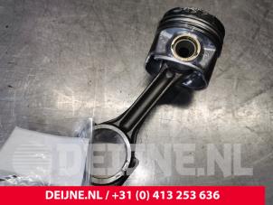 Volkswagen Golf Zuiger O147423 foto 2