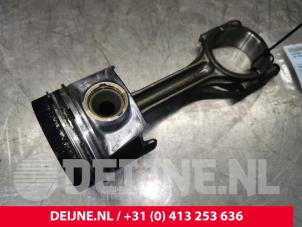 Volkswagen Golf Kolben O147424 foto 2