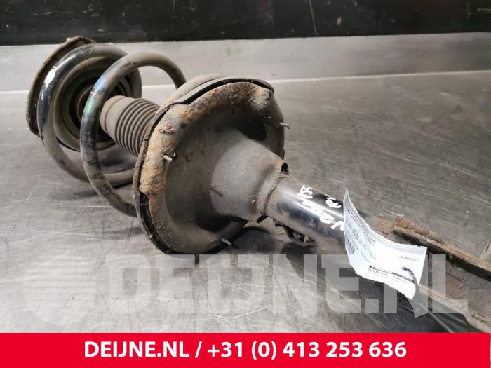 Hyundai H300 Schokdemperpoot rechts-voor O147559