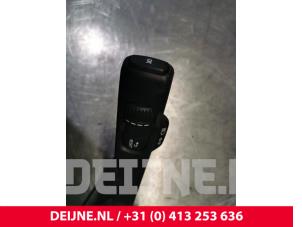 Volvo V40 Steering column stalk O147567 photo 3