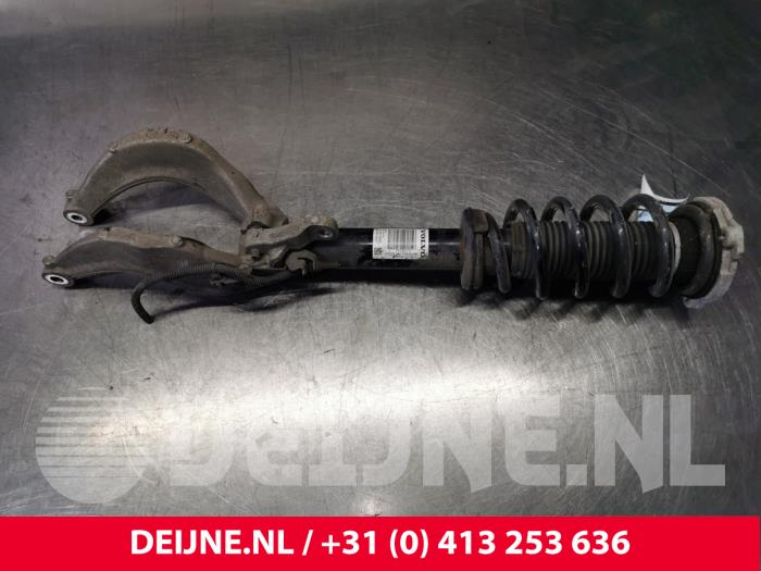 Volvo XC60 Stoßdämpferstrebe rechts vorne O147520