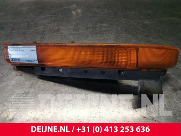 Mitsubishi Canter Richtingaanwijzer links O147594