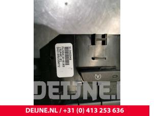 Volvo V40 Heater control panel O147631 photo 2