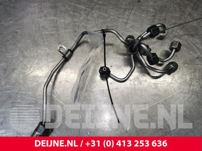 Gebruikte Leiding (diversen) Volvo XC90 II 2.0 D5 16V AWD Prijs € 50,00 Margeregeling aangeboden door van Deijne Onderdelen Uden B.V.
