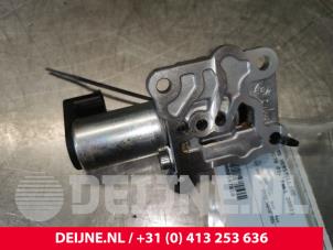 Volvo XC70 Camshaft adjuster O147818 photo 2