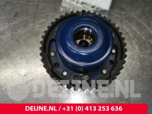 Volvo XC70 Camshaft sprocket O147822 photo 2