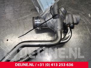Volvo S80 Thermostatgehäuse O147876 foto 2
