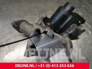Volkswagen Caddy AGR Ventil O147881 foto 2