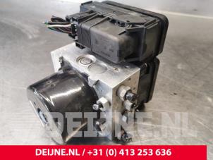 Volvo S60 ABS Pumpe O147949 foto 3