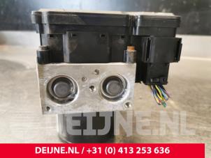 Volvo S60 ABS Pumpe O147949 foto 2