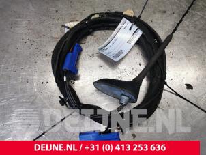 Gebruikte Antenne Ford Transit 2.0 TDCi 16V Eco Blue 130 Prijs € 48,40 Inclusief btw aangeboden door van Deijne Onderdelen Uden B.V.