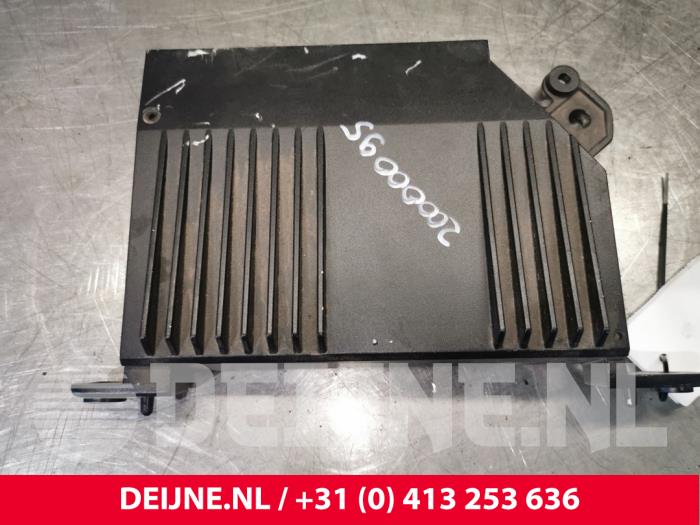 Volvo XC60 Radio amplifier O147974