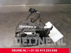 Opel Vivaro Deurslot Mechaniek 2Deurs rechts O148002 foto 3