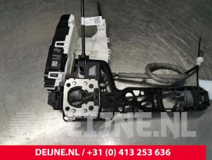 Mercedes eSprinter Door lock mechanism 2-door, left O148020 photo 2