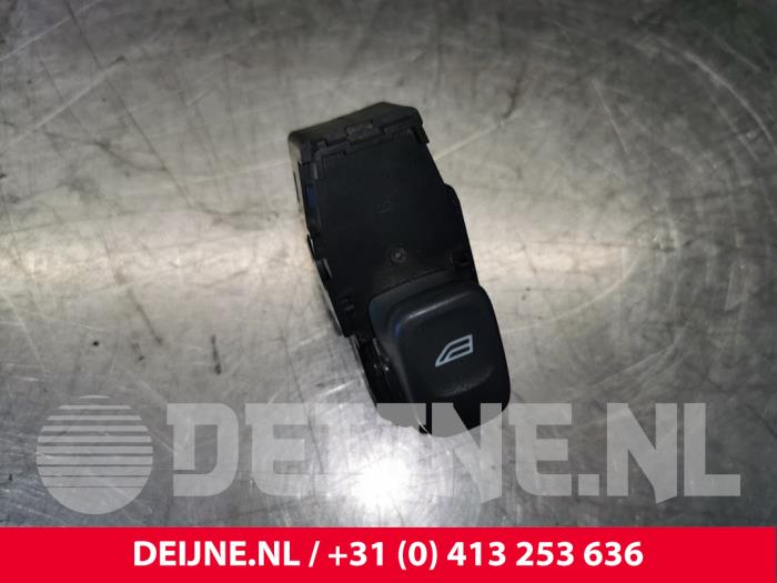 Volvo XC70 Electric window switch O148168